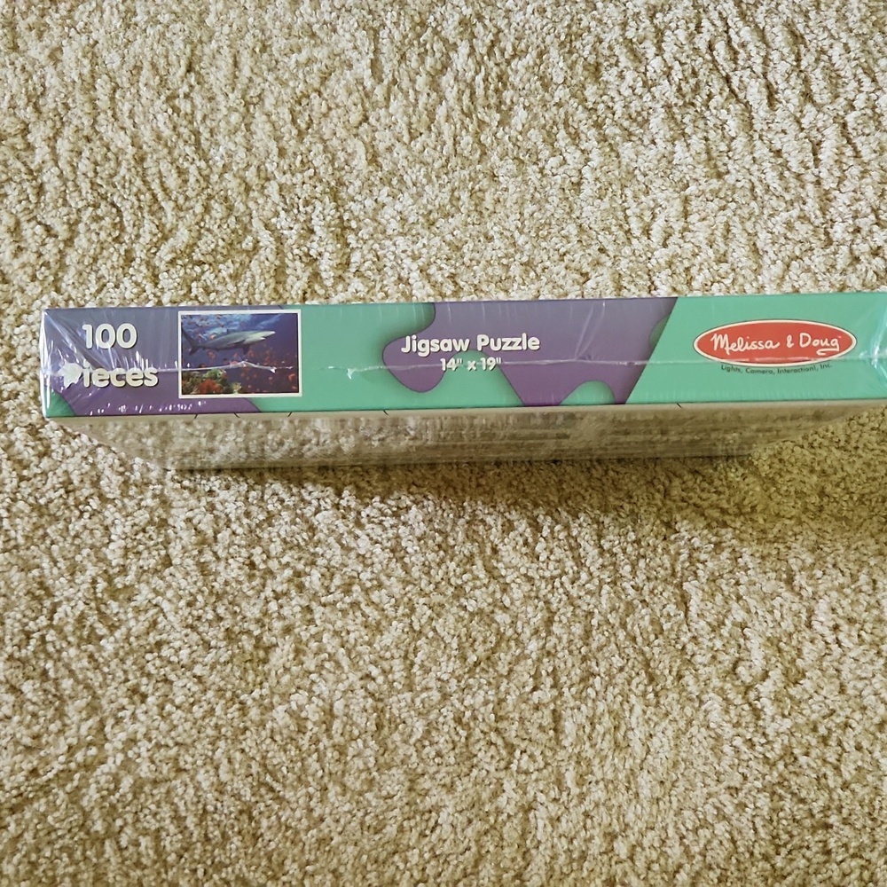 NIB Melissa and Doug 100 Piece Shark Puzzle - Picture 3 of 5